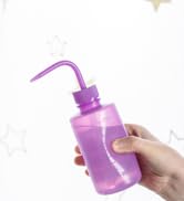 wash bottle squeeze