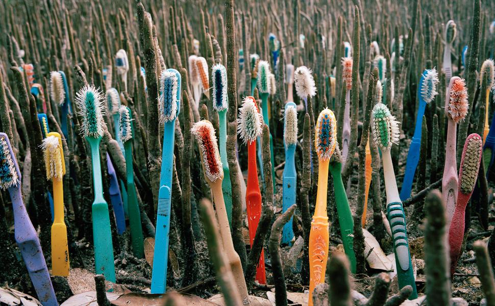 The bad influence of plastic products