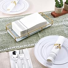 paper napkins