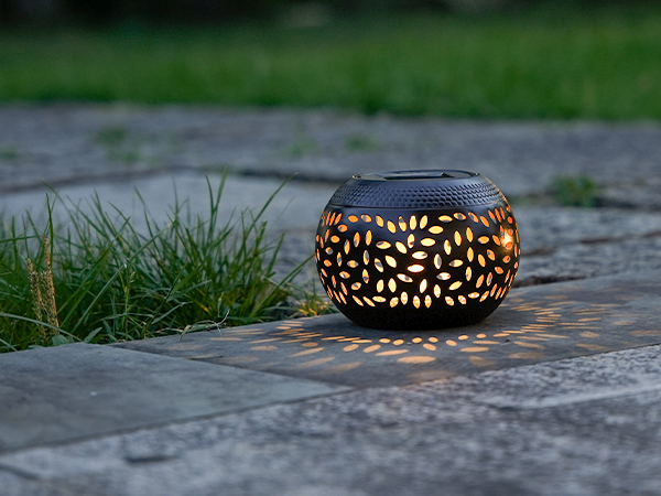 Lanterns Light for lawn