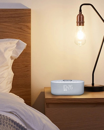 alarm clock with wireless charging