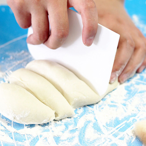 Cake Icing Scraper Smoother