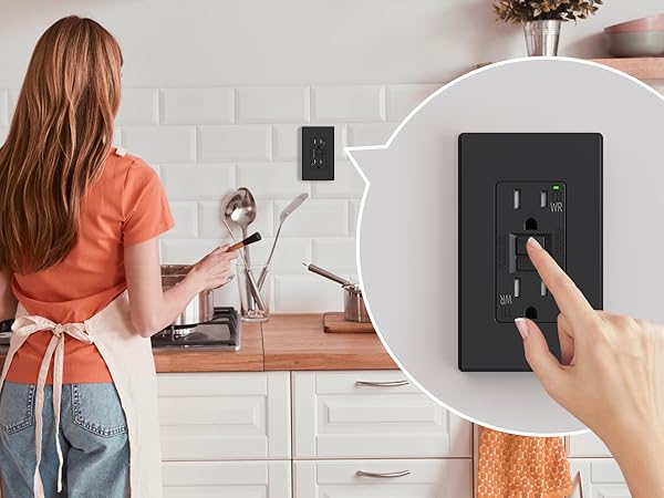 gfci outlet WR 15 BL