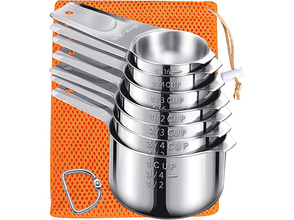 Measuring cups set