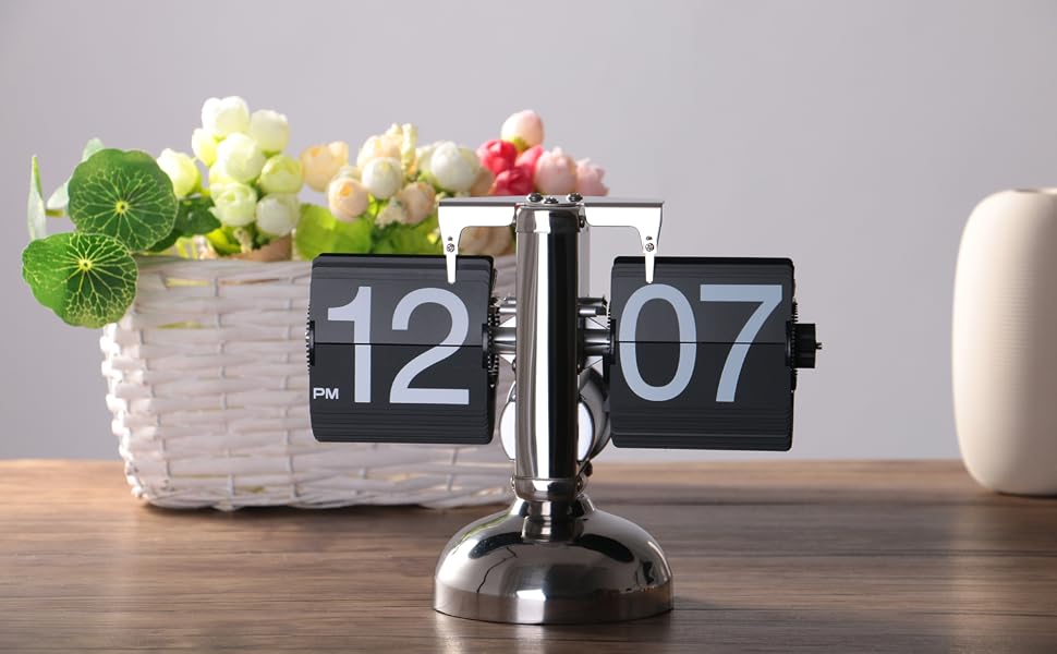 Decorative flip clock