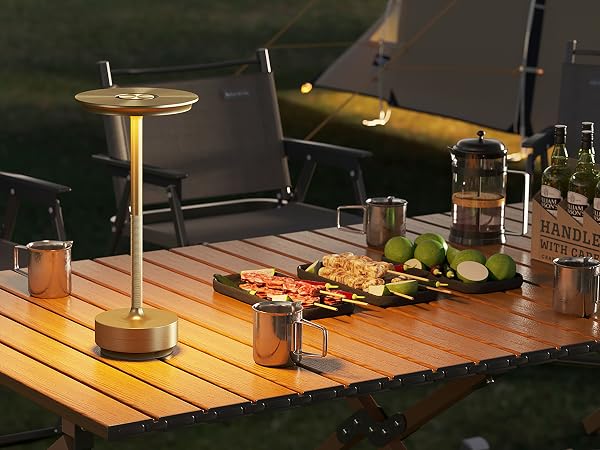 Picnic table lamp