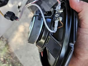 Door speaker harness