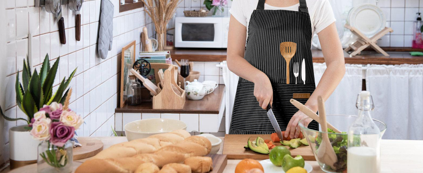 strips apron banner1 4-1464x600