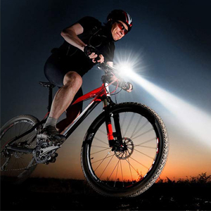 USB rechargeable flashlight