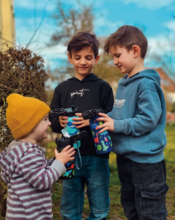kids water bottle