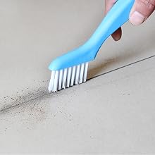 Fine seam cleaning brush