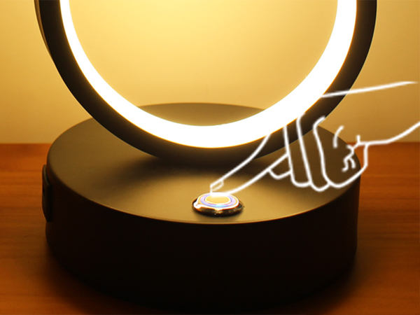 spiral table lamp with usb port