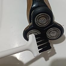 Electric shaver cleaning brush