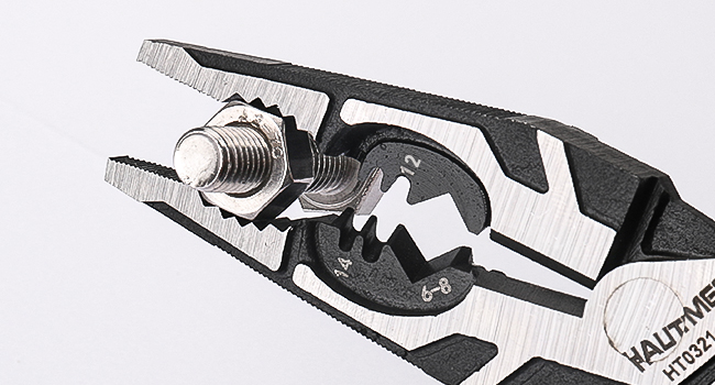 Designed with flower tooth , easy to screw screw and nut