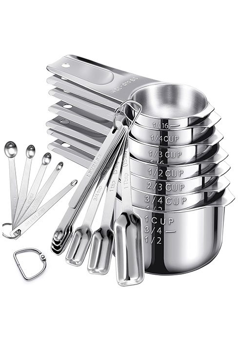 Measuring cups and spoons