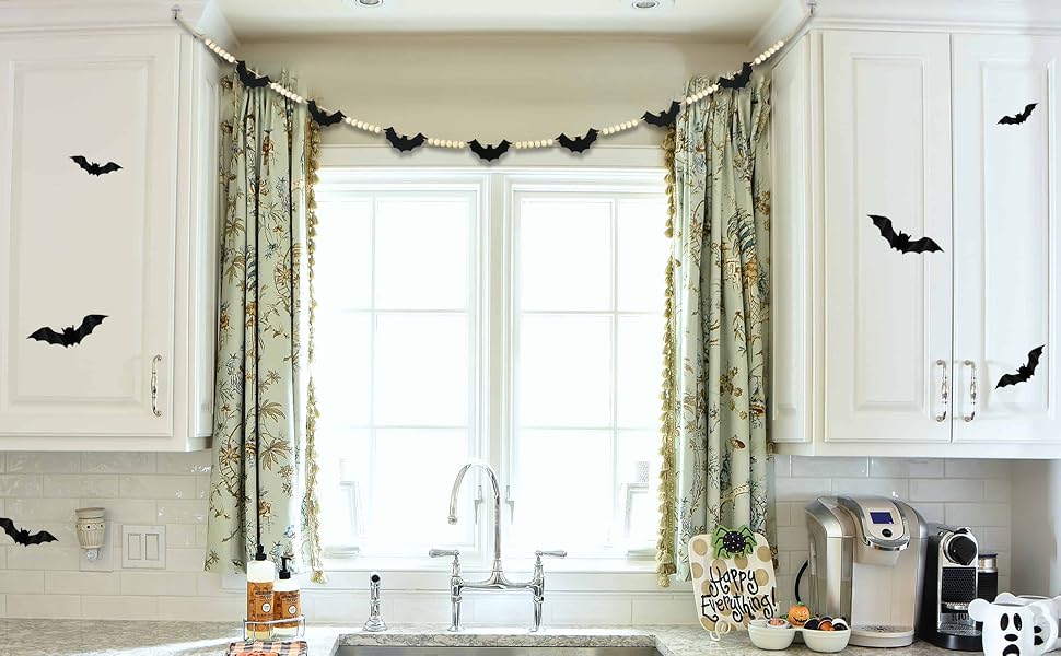 bats garland