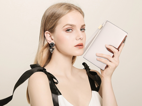 wallet women