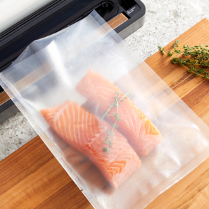sous vide, vacuum sealer, vacuum seal, vacuum seal bags, food storage, slow cooker