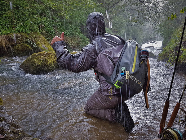 RT49P floating ip67 waterproof walkie talkies for adults long range 2 way radio for family