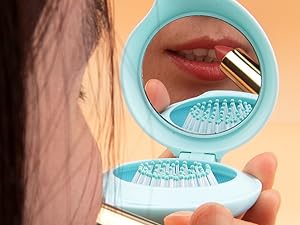 compact mirror