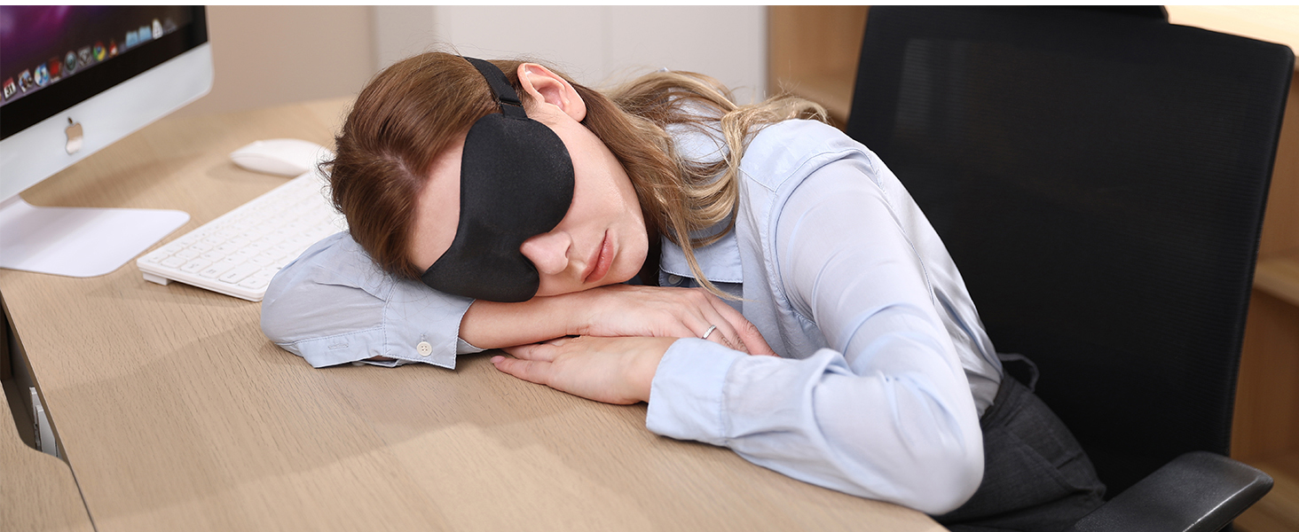 3D eye mask for side sleeper