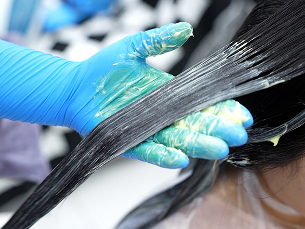 black latex gloves