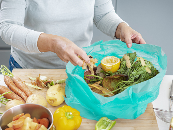small bathroom trash bags