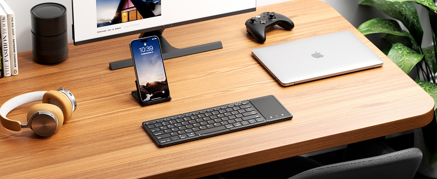 Elegant folding keyboard