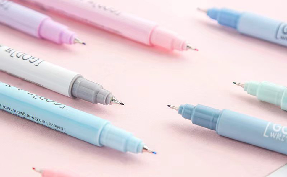 fineliner pens