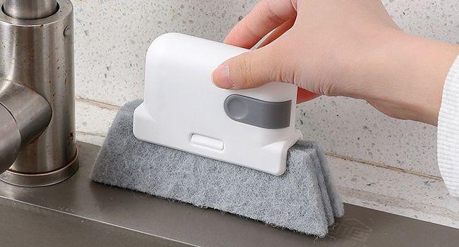 window cleaning brush