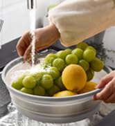 2 in 1 Collapsible Microwave Cover for food, doubles as a colander