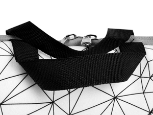Carrying handle