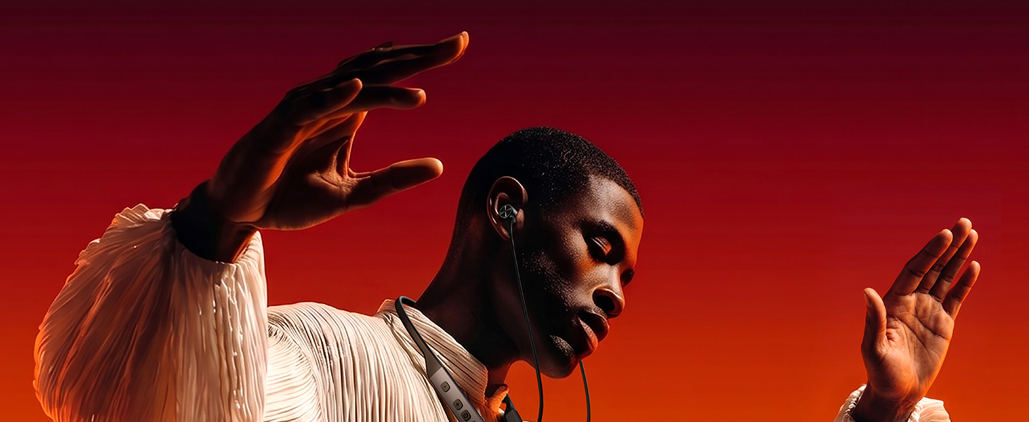 Step into a premium audio dimension with studio-grade sound on your WH07 Bluetooth earbuds.