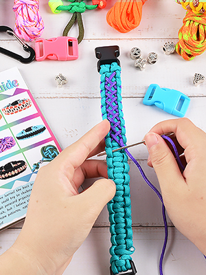 paracord bracelets making