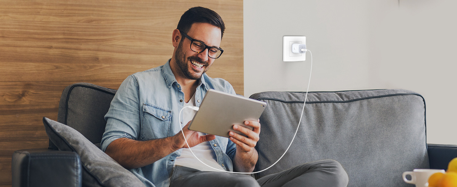 Google Pixel 9 Pro XL Fast Charger Cube