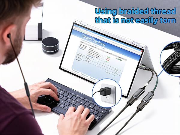 USB C Splitter 1 in 2 Out