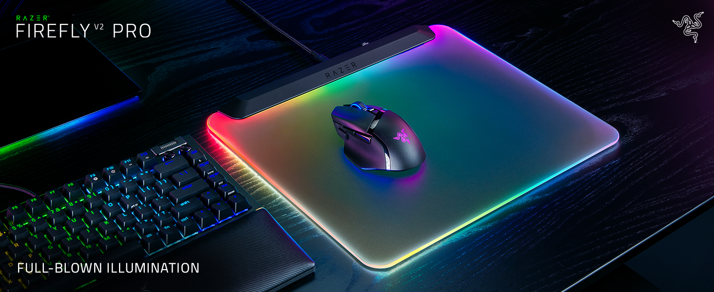 razer mouse mat pad gaming mousemat mousepad backlit chroma rgb lighting medium large ant slip base