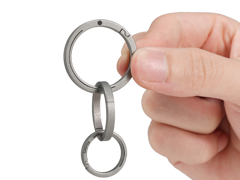 Side Pushing Key Ring