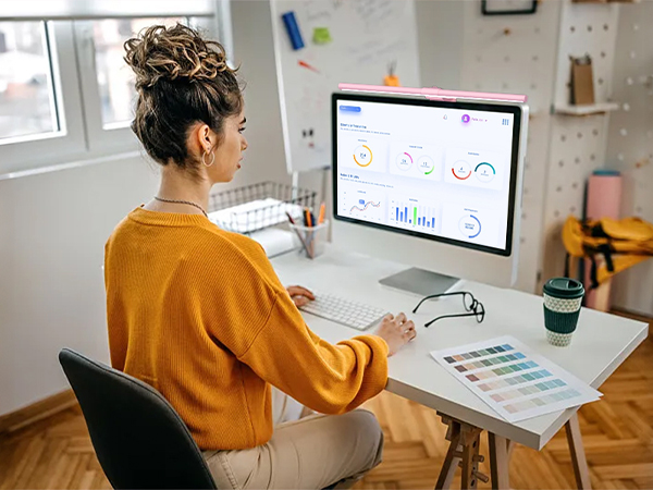 monitor lamp bar