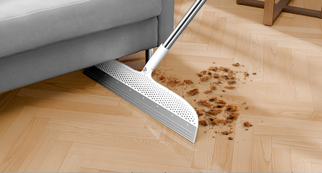 Cleans Hard-to-Reach Corners