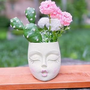 Kiss Planter-Pale Yellow