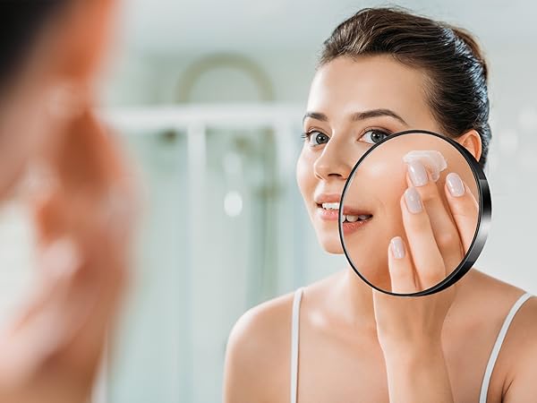 magnified mirror