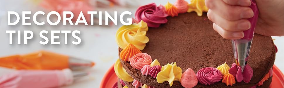 butterceam frosting, buttercream icing, decorating buttercream, piping buttercream, cake decorating
