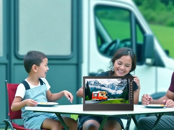 SMALL KITCHE TV