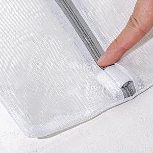 Secure Zipper Band Design