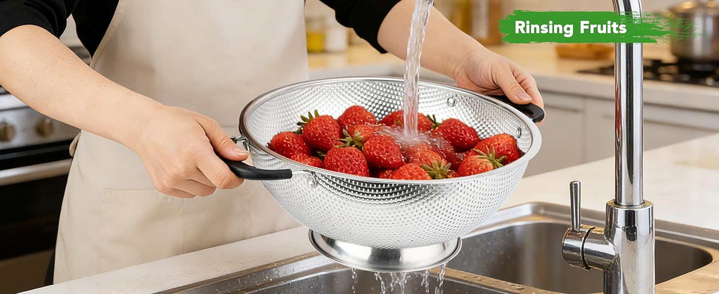 Rinsing Fruits