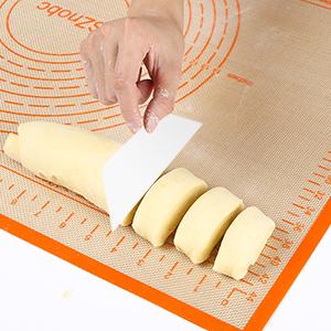 pastry mat, dough mat, silicone pastry mat, silicone baking mat, baking mat, dough rolling mat