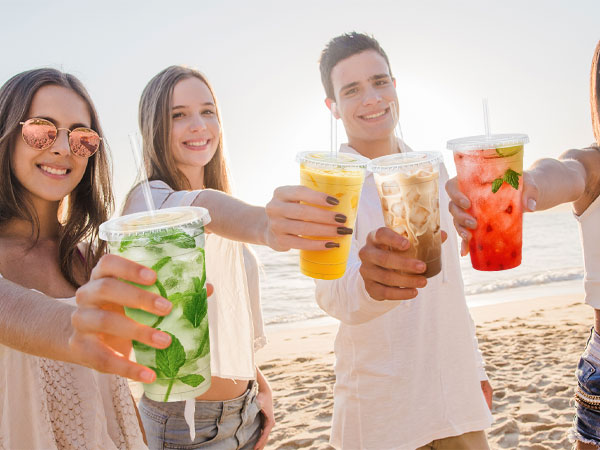 disposable plastic coffee cups with lids