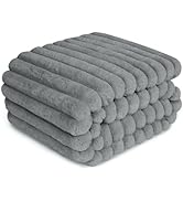 ZAKAPAWS Waterproof Dog Blanket for Couch, Luxury Plush Washable Large Dogs Blankets for Furnitur...