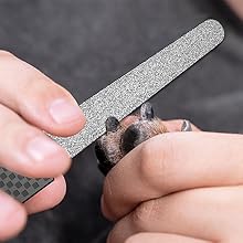 Nail-File-Use